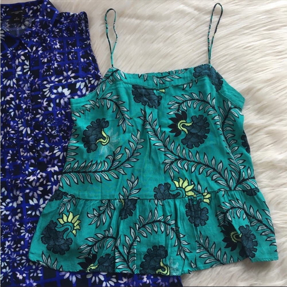 Ann Taylor and Loft bundle with TWO tops size small - Picture 3 of 9